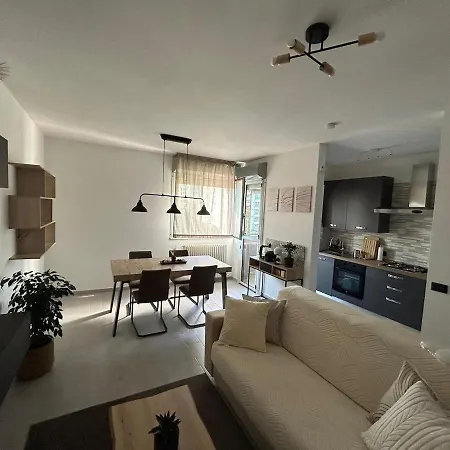 Modern Apartment, Terrace, Ac And Wifi
